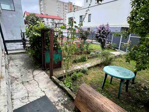 квартира за адресою Кругова вул., 6