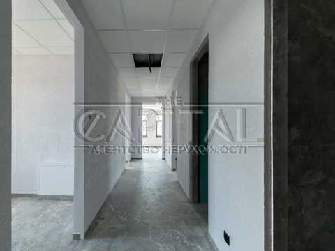 комерційна за адресою Передова вул., 1