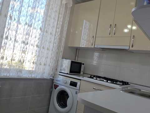 квартира за адресою Валентинівська вул. (Блюхера), 24