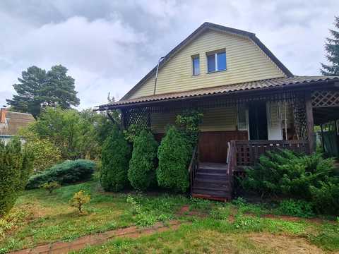 будинок за адресою Приозерна, 11