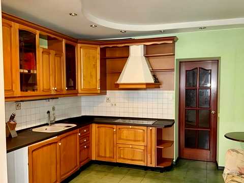 квартира за адресою Золотоустівська вул., 10-12
