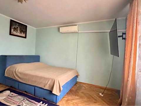 квартира за адресою Стадіонна вул., 13