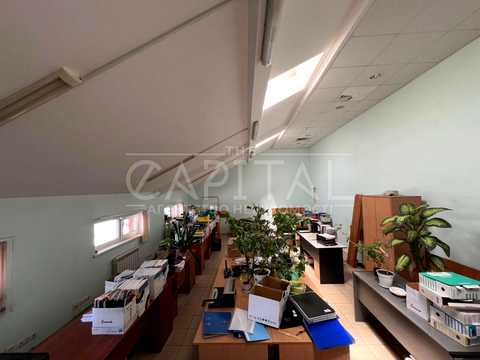 комерційна за адресою Промислова вул., 1