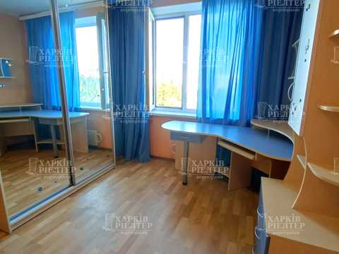 квартира за адресою Перемоги просп., 72