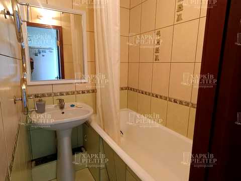 квартира за адресою Перемоги просп., 72