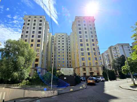 квартира за адресою В'ячеслава Чорновола просп. (), 73
