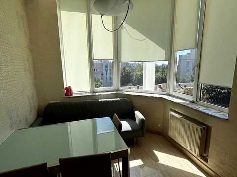 квартира за адресою Французький бульв., 49А