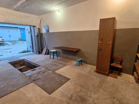 паркоместо по адресу Свитанковая ул., 12