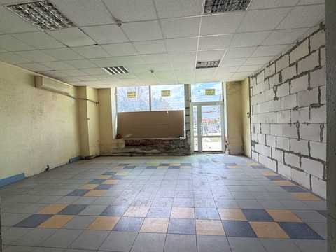 комерційна за адресою Варненська вул., 7в