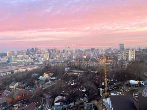 комерційна за адресою Відрадний просп., 1
