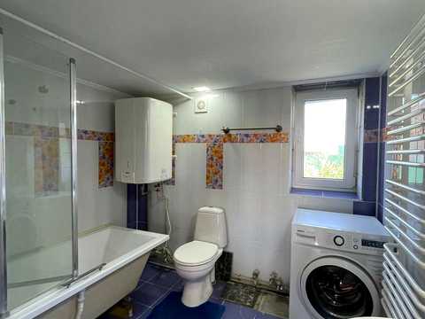 будинок за адресою с. Вовчківці, вул. Новонарізна