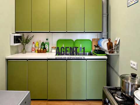 квартира за адресою Соборна вул., 103/10