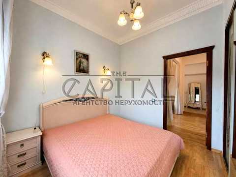 квартира за адресою Хрещатик вул. (Kreschatic), 23