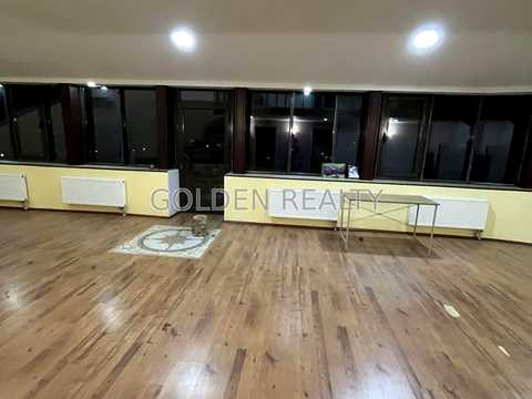 комерційна за адресою Спаська вул., 75