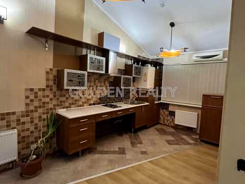комерційна за адресою Спаська вул., 75