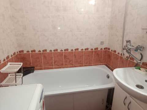 квартира за адресою Довженка вул., 3