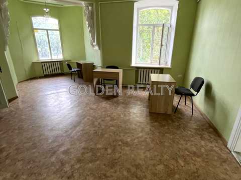 комерційна за адресою Велика Морська вул., 31