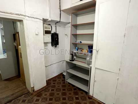 комерційна за адресою Велика Морська вул., 31