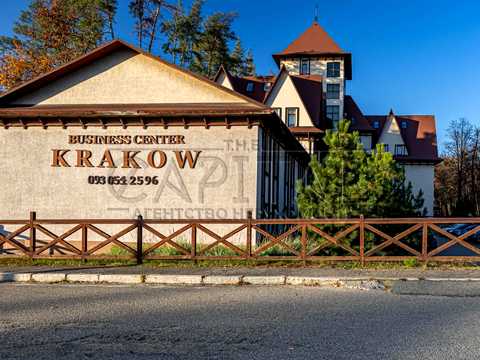 комерційна за адресою Берестейське шосе (Брест-Литовське), 1
