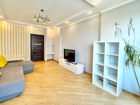квартира за адресою Дніпровська набережна вул., 26-Б