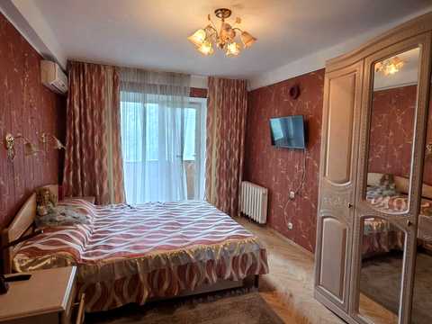 квартира за адресою Раїси Окіпної вул., 5