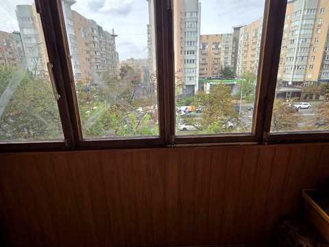 квартира за адресою Раїси Окіпної вул., 5