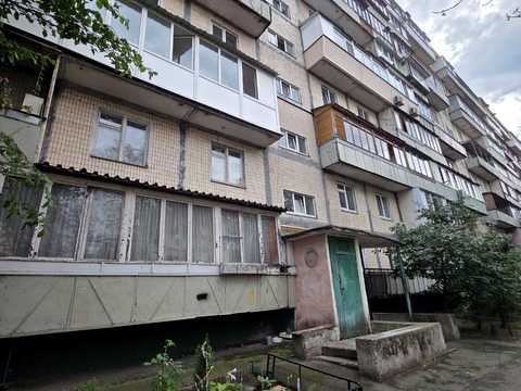 квартира за адресою Раїси Окіпної вул., 5