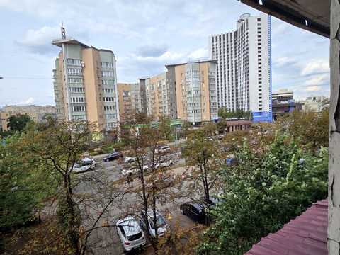 квартира за адресою Раїси Окіпної вул., 5