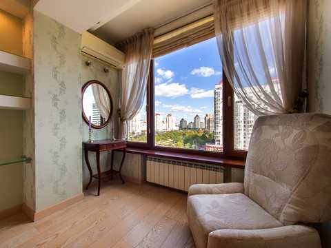 квартира по адресу Оболонский просп., 15