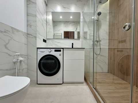 квартира за адресою Салютна вул., 2к25