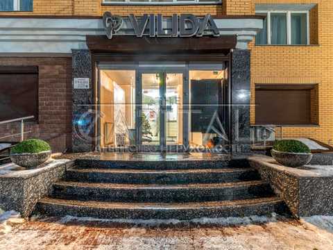 коммерческая по адресу Владимира Ивасюка просп. (Героїв Сталінграду), 1