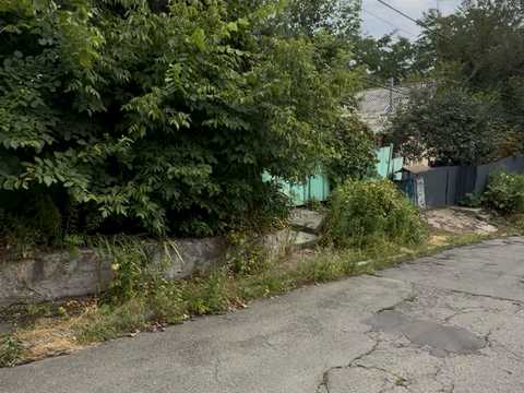 участок по адресу Почаївська ул., 27