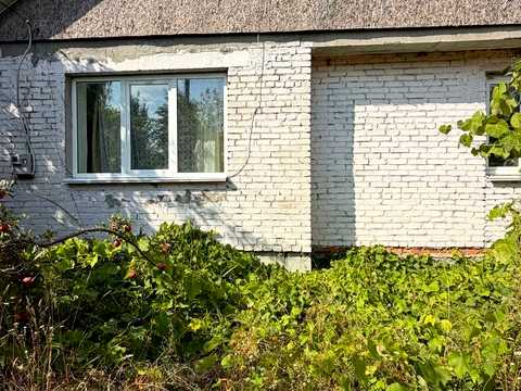 будинок за адресою вишнева, 51