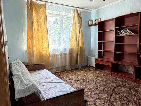 будинок за адресою вишнева, 51