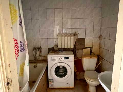 будинок за адресою вишнева, 51