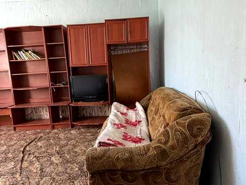 будинок за адресою вишнева, 51