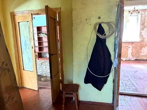будинок за адресою вишнева, 51