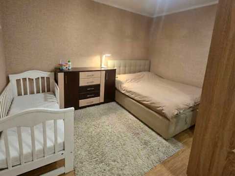 квартира по адресу Будівельників ул., 2