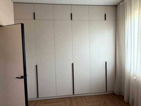 дом по адресу Озерна