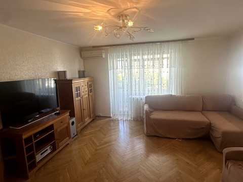 квартира за адресою Феодосійська вул., 6