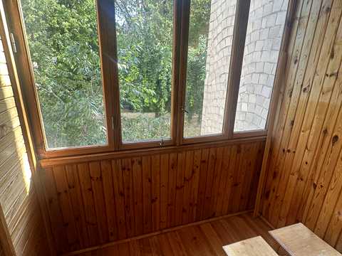 квартира за адресою Феодосійська вул., 6