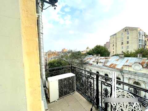 квартира за адресою Мала Житомирська вул., 16/3
