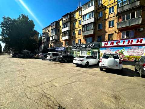 комерційна за адресою Кривий Ріг, Металургів просп., 27