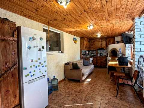 будинок за адресою с. Терешки, Першотравнева, 15