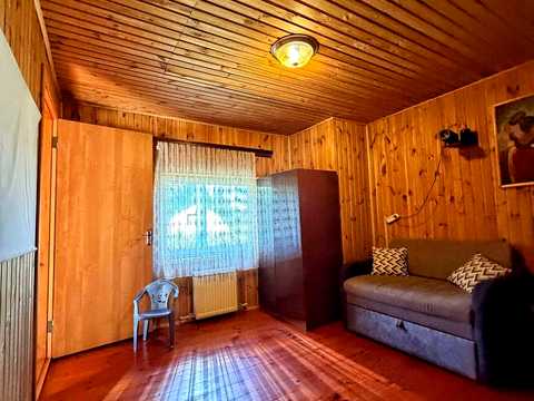 будинок за адресою с. Терешки, Першотравнева, 15