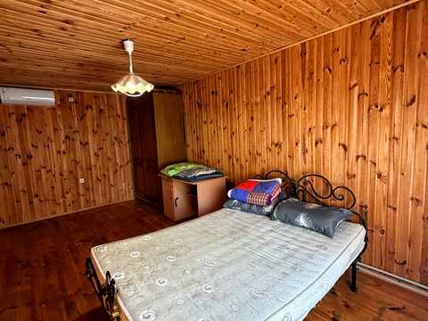 будинок за адресою с. Терешки, Першотравнева, 15