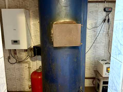 дом по адресу Михаила Грушевского ул.