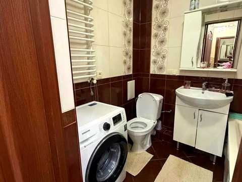 квартира за адресою Крайна вул., 1-А
