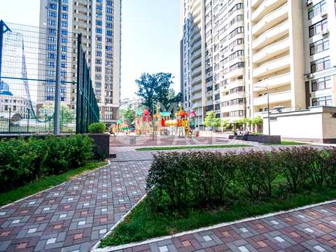 квартира за адресою Авіаконструктора Ігоря Сікорського вул. (Танкова), 4-Д