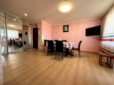 квартира за адресою Леся Курбаса вул., 2